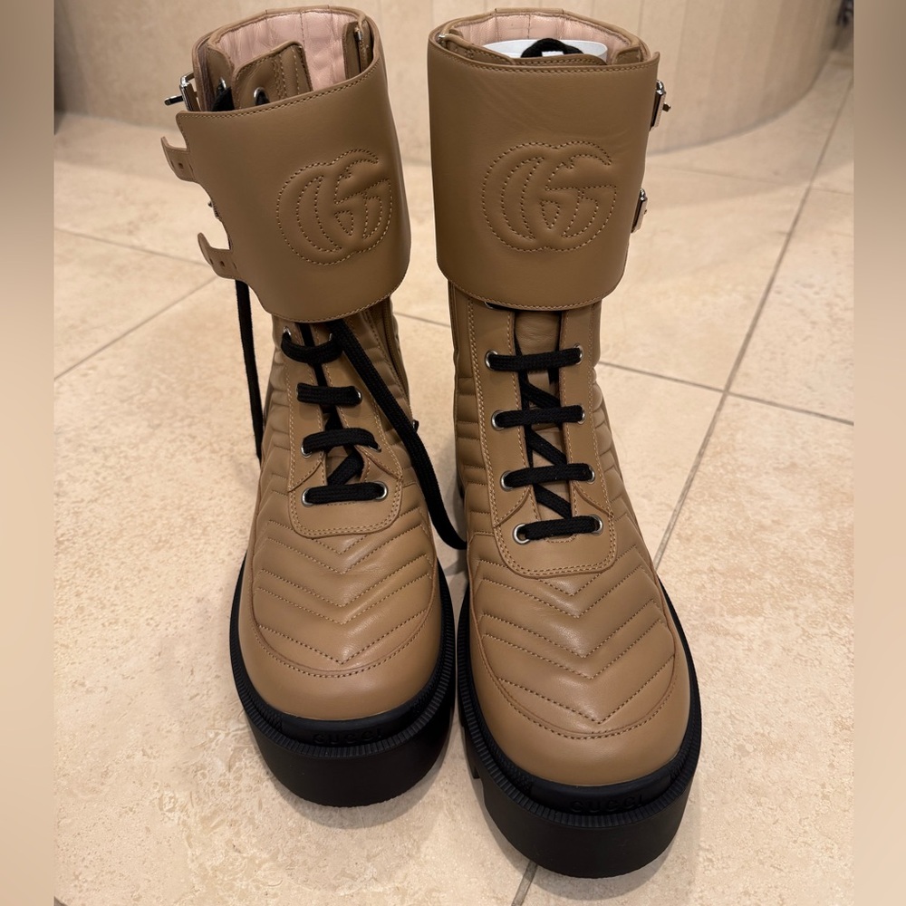 NIB Gucci Leather Logo Combat Multi-strap Lace Zip Up Boots